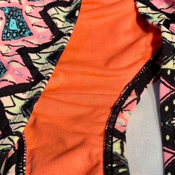 GEOMETRIC BRIGHT COLOR BIKINI by XHILARATION - Picture 4 of 6